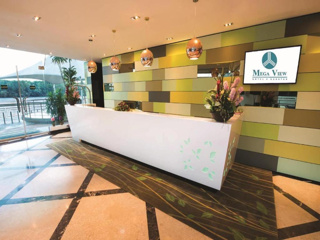 Mega View Hotel Kuantan Esterno foto