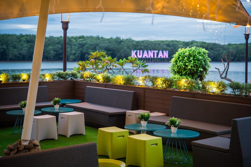 Mega View Hotel Kuantan Esterno foto